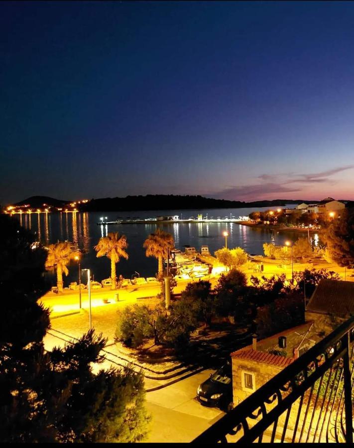 Apartments Lorio Vodice Eksteriør bilde